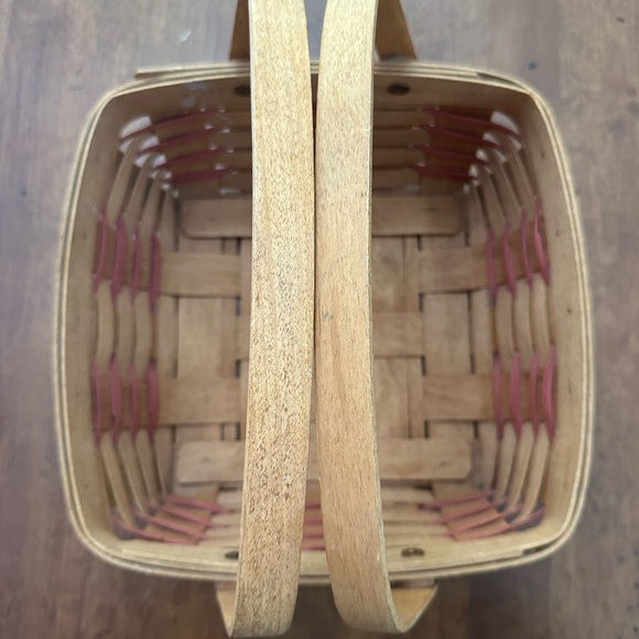 Longaberger Handwoven Basket with Natural Wood Finish - Picture 3 of 4